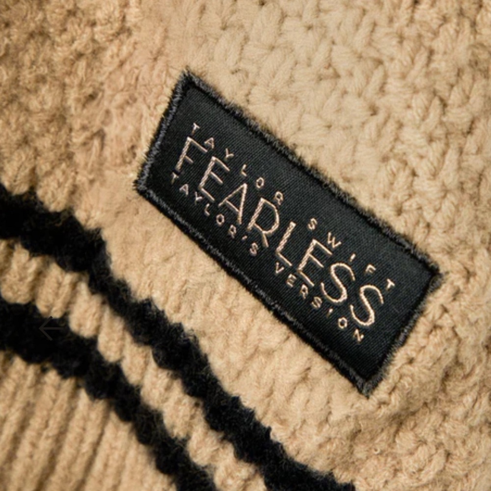 NWT Official Taylor Swift Fearless (Taylor’s Version) Cardigan 🫶🏼 - Picture 8 of 12